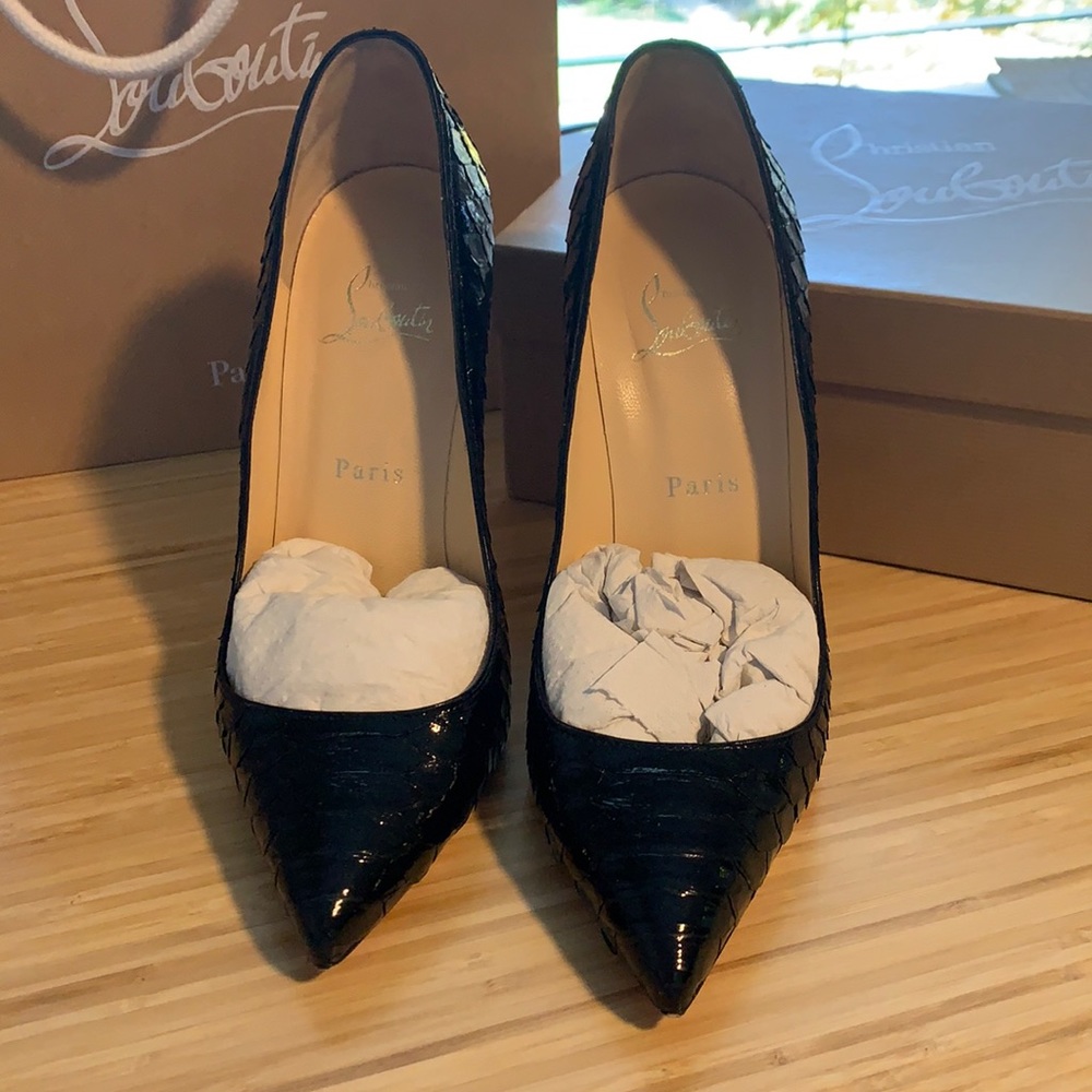 Black Python Pigalle 120 Christian Louboutins size 38.5 (size 8)